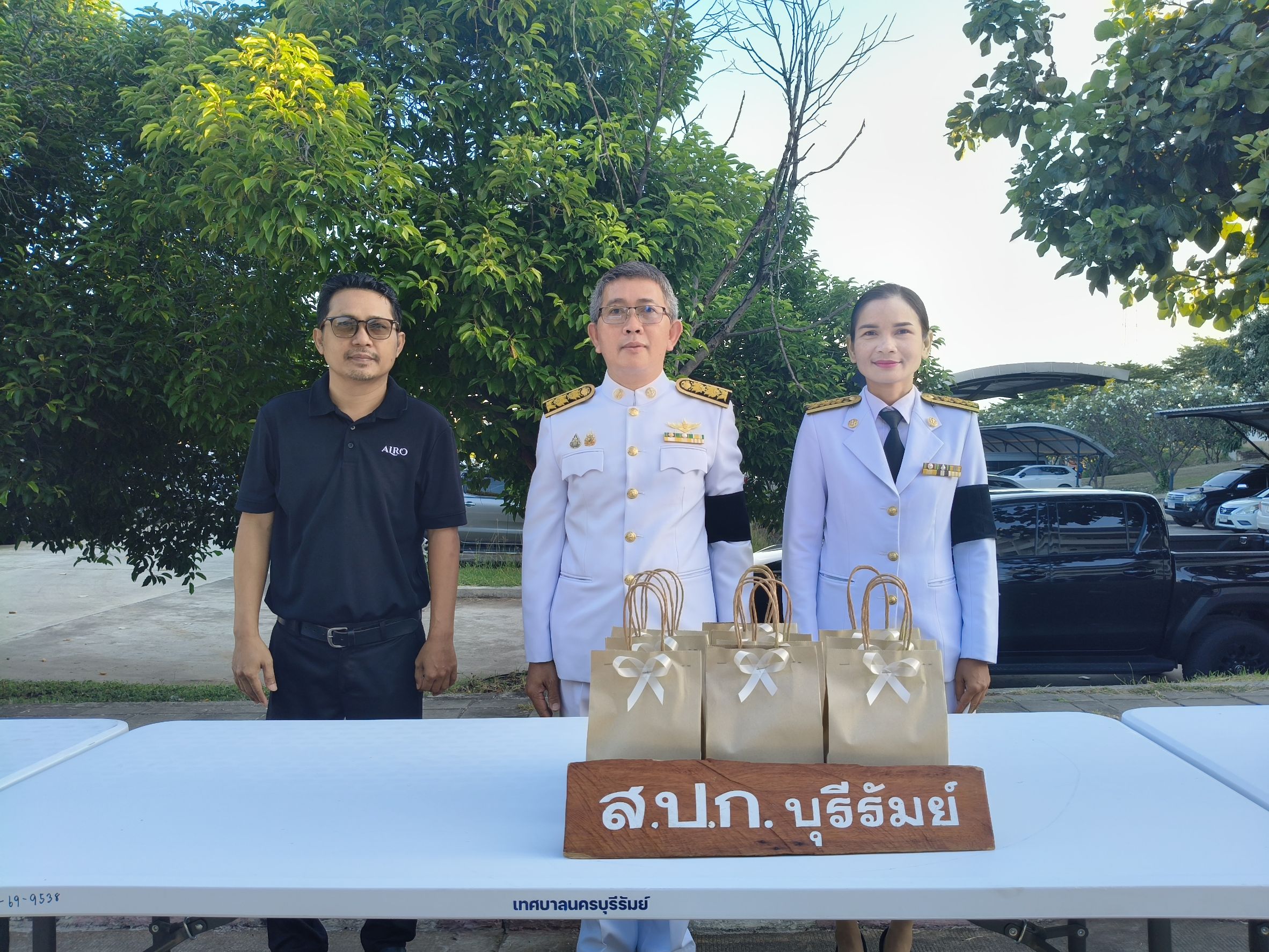 title - วันเสาร์ที่ 24 ตุลาคม 2569 เจ้าหน้าที่ สำนักงานการปฏิรูปที่ดินจังหวัดบุรีรัมย์ ร่วมกิจกรรมเนื่องในวันคล้ายวันสวรรคต สมเด็จพระนางเจ้าสิริกิติ์ พระบรมราชินีนาถ พระบรมราชชนนีพันปีหลวง และการจัดพิธีถวายดอกไม้จันทน์ภาคประชาชนตัวแทน งานพระราชพิธีถวายพระเพลิงพระบรมศพ สมเด็จพระนางเจ้าสิริกิติ์ พระบรมราชินีนาถ พระบรมราชชนนีพันปีหลวง
